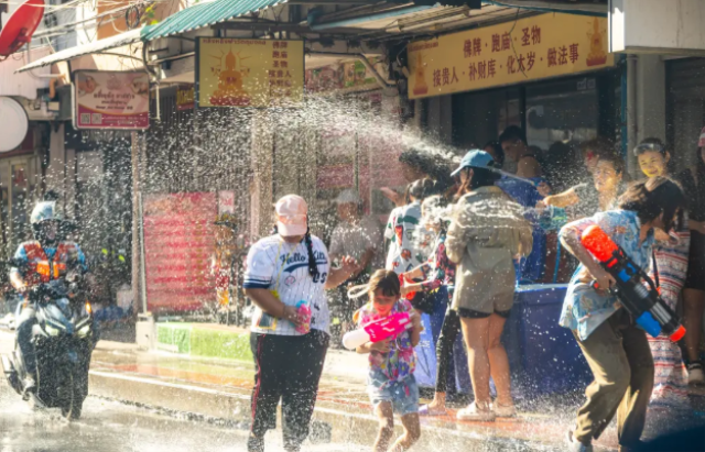 Dünyanın en büyük su savaşında 191 kişi hayatını kaybetti