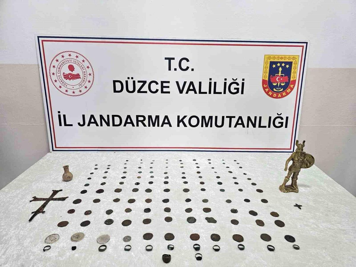 Düzce\'de Kaçakçılık Operasyonları
