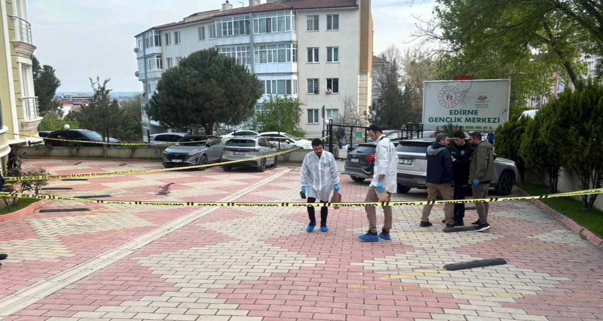 Edirne\'de Eski Sporcu Silahla Kendini Vurdu