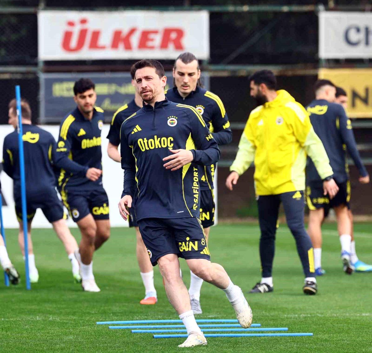 Fenerbahçe, Rizespor Maçına Hazır