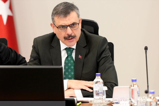 İçişleri'nde kritik toplantı: Okulların çevresinde güvenlik artırılacak, erken uyarı mekanizmaları güçlendirilecek