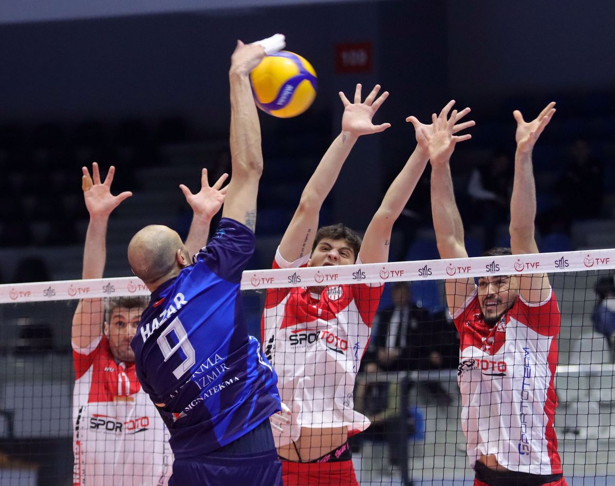 Altekma, İstanbul Gençlik\'e 3-0 Yenildi