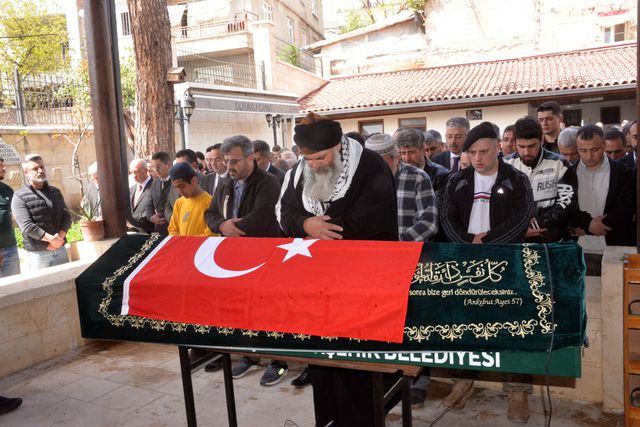 Okul saldırısında katledilen Şuranur’un cenazesinde yürek yakan detay