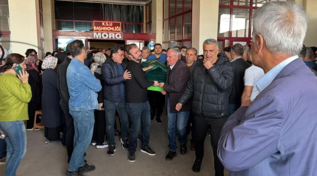 Kahramanmaraş'tan kahreden görüntüler: Okula gönderdikleri çocuklarını tabutta aldılar