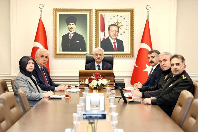 Okul Güvenliği İçin Eş Zamanlı Toplantı