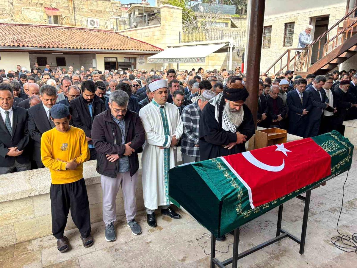 Şuranur Sevgi Kazıcı son yolculuğuna uğurlandı