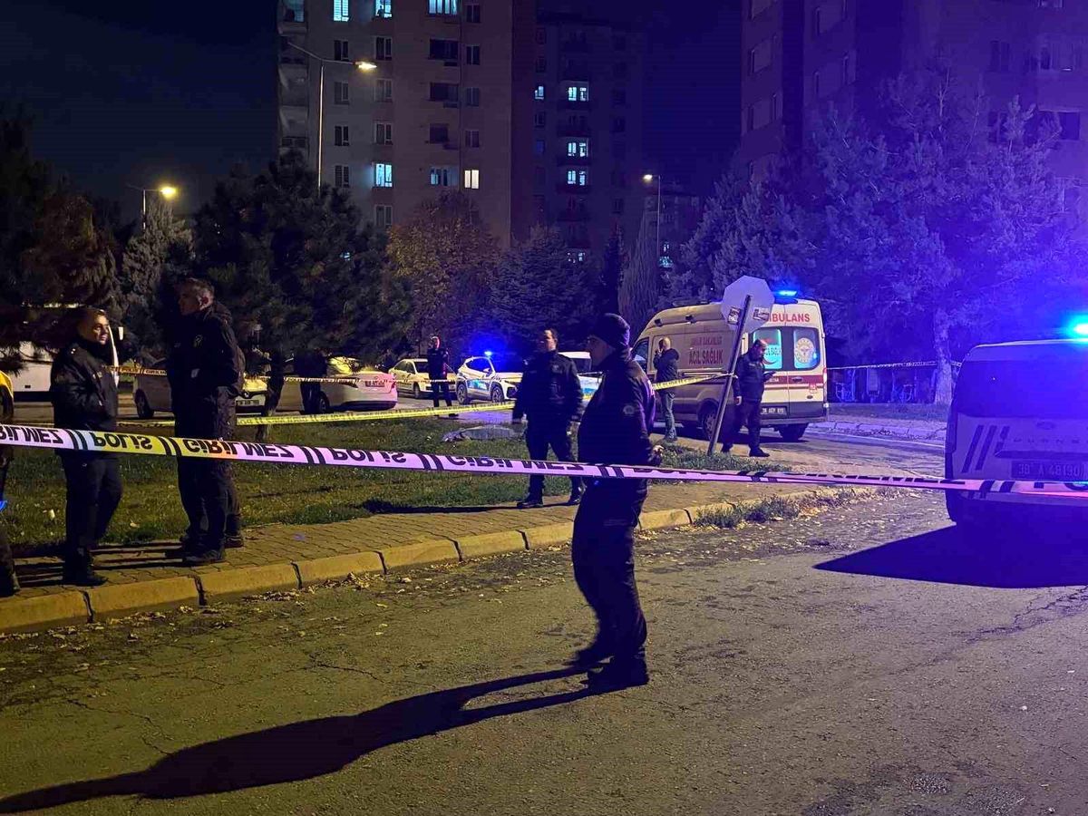 Kayseri\'de Eşini Bıçaklayarak Öldüren Sanık Mahkeme Karşısında