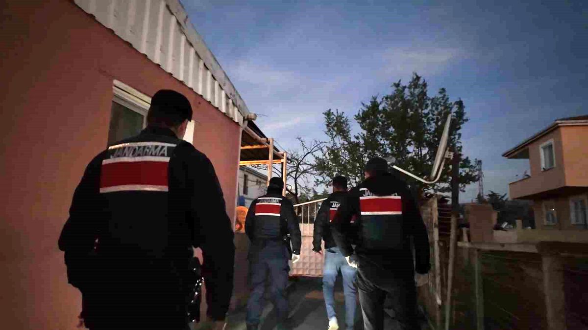 Uyuşturucu Operasyonu: 8 Tutuklama