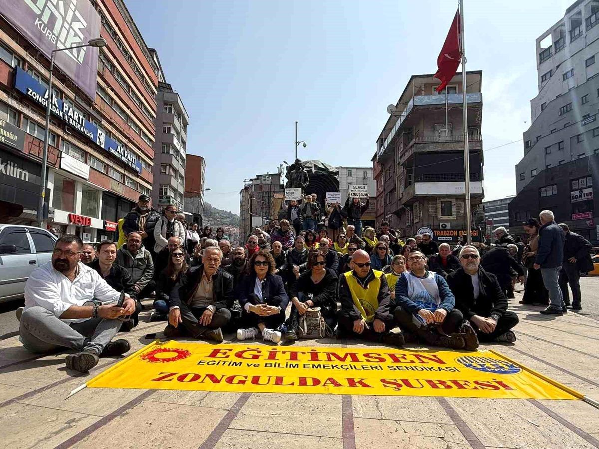 Zonguldak\'ta Eğitim Emekçilerinden Eylem