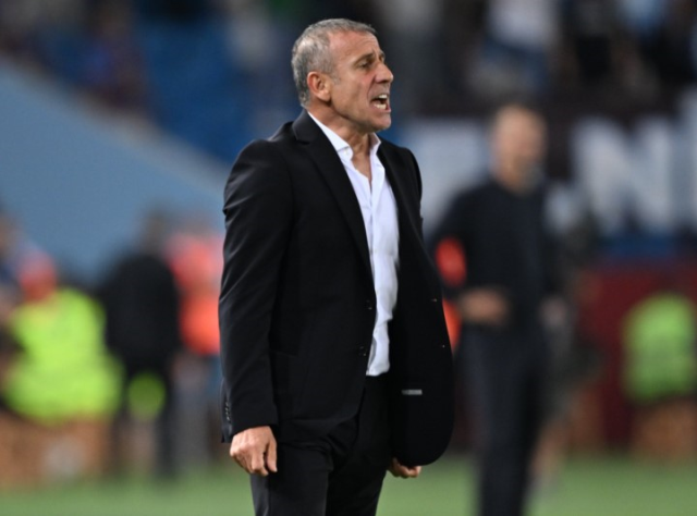 Abdullah Avcı, Süper Lig'deki şampiyonluk yarışında avantajlı olan takımı açıkladı