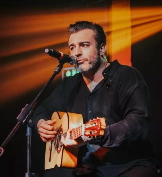 Aşk acısından sokaklara düştü! Rıza Tamer'in kimsesizler evinden şöhrete çıkan hayatı