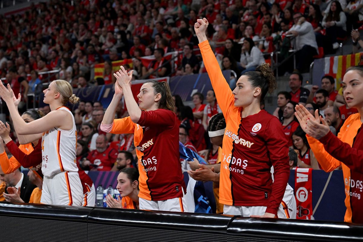 Avrupa\'da Türk finali! Galatasaray, EuroLeague\'de Fenerbahçe\'nin rakibi oldu