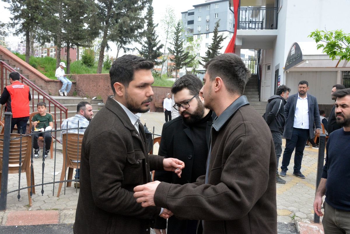 Kahraman Öğretmenin Anısı