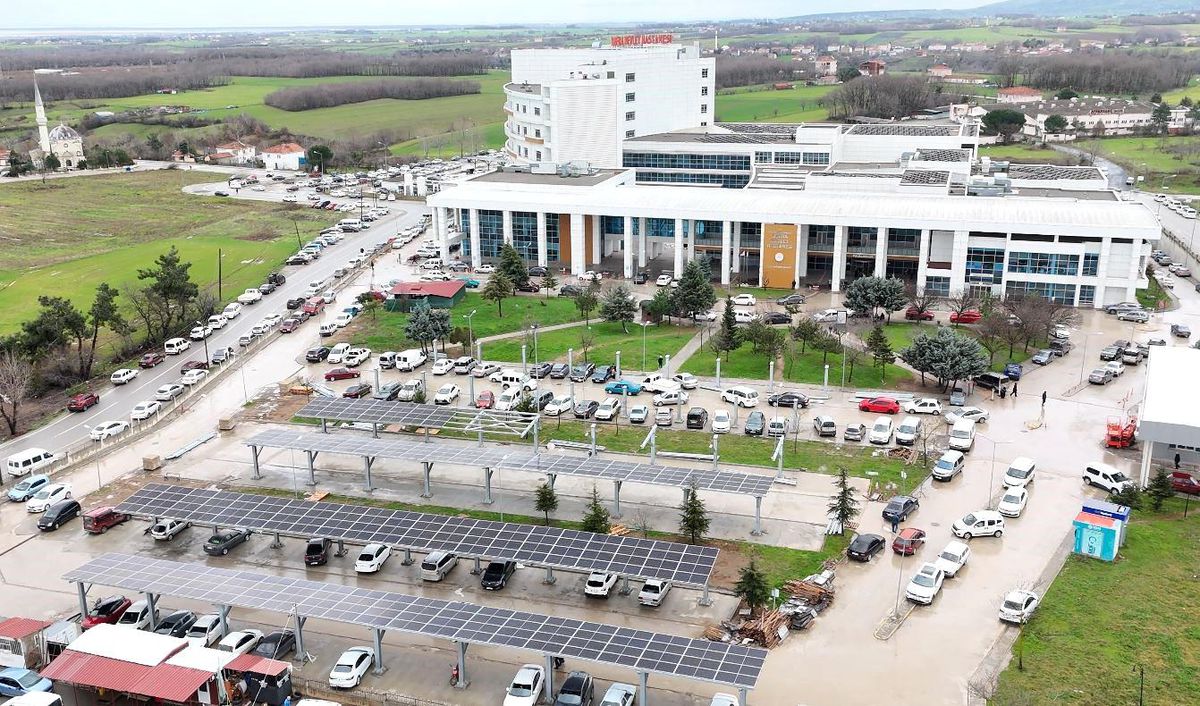 Bafra Devlet Hastanesi GES ile Enerji Üretiyor