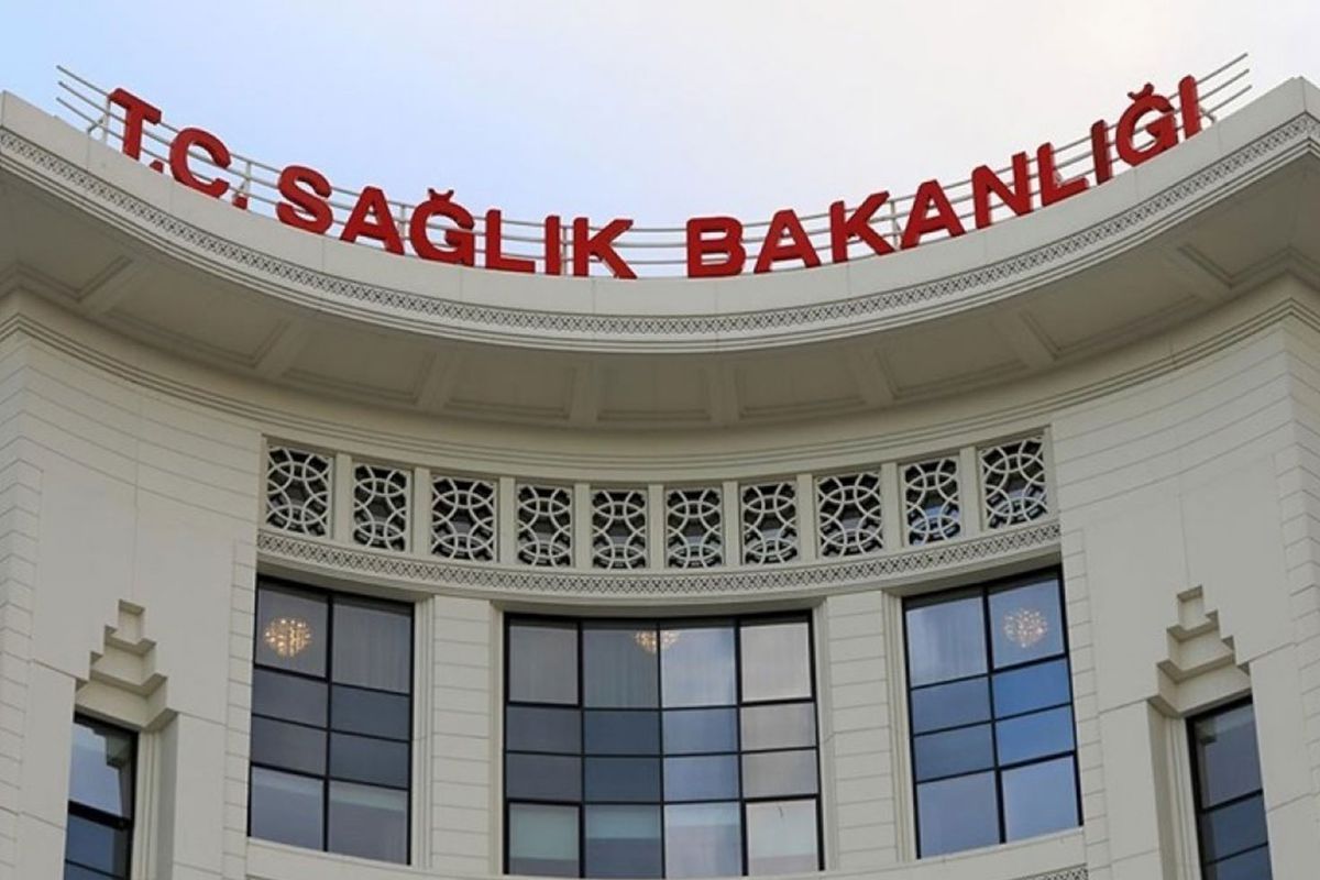 \'Başhekim ve sekreteri darp edildi\' iddiasına Sağlık Bakanlığından soruşturma