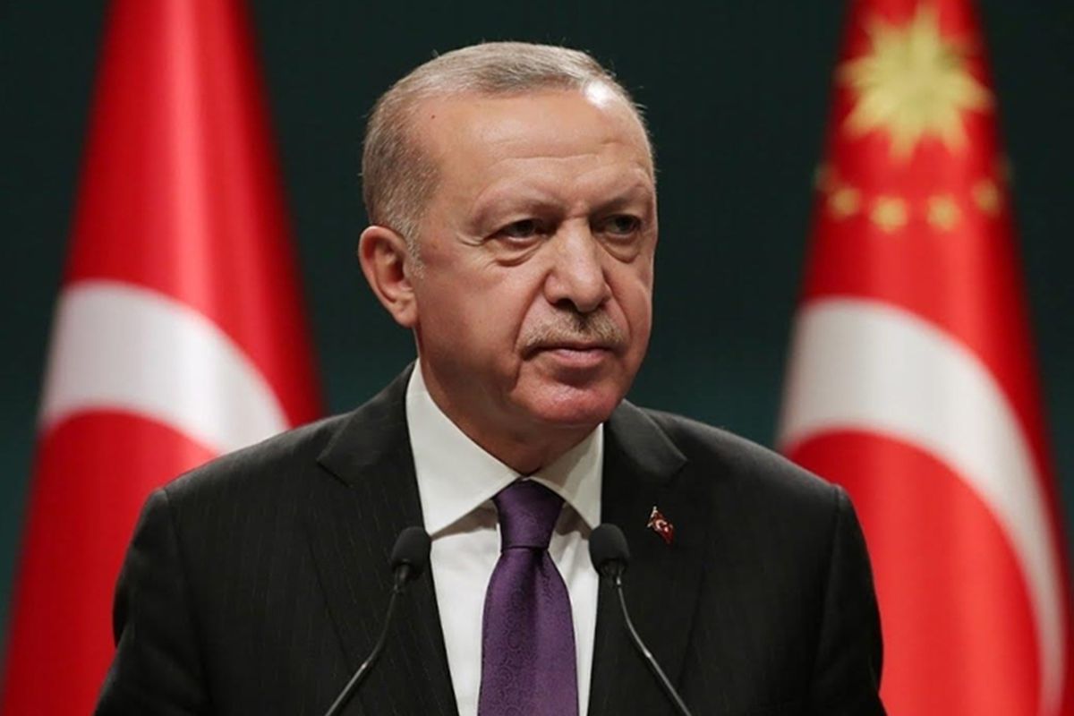 Cumhurbaşkanı Erdoğan, Turgut Özal\'ı vefat yıl dönümünde andı