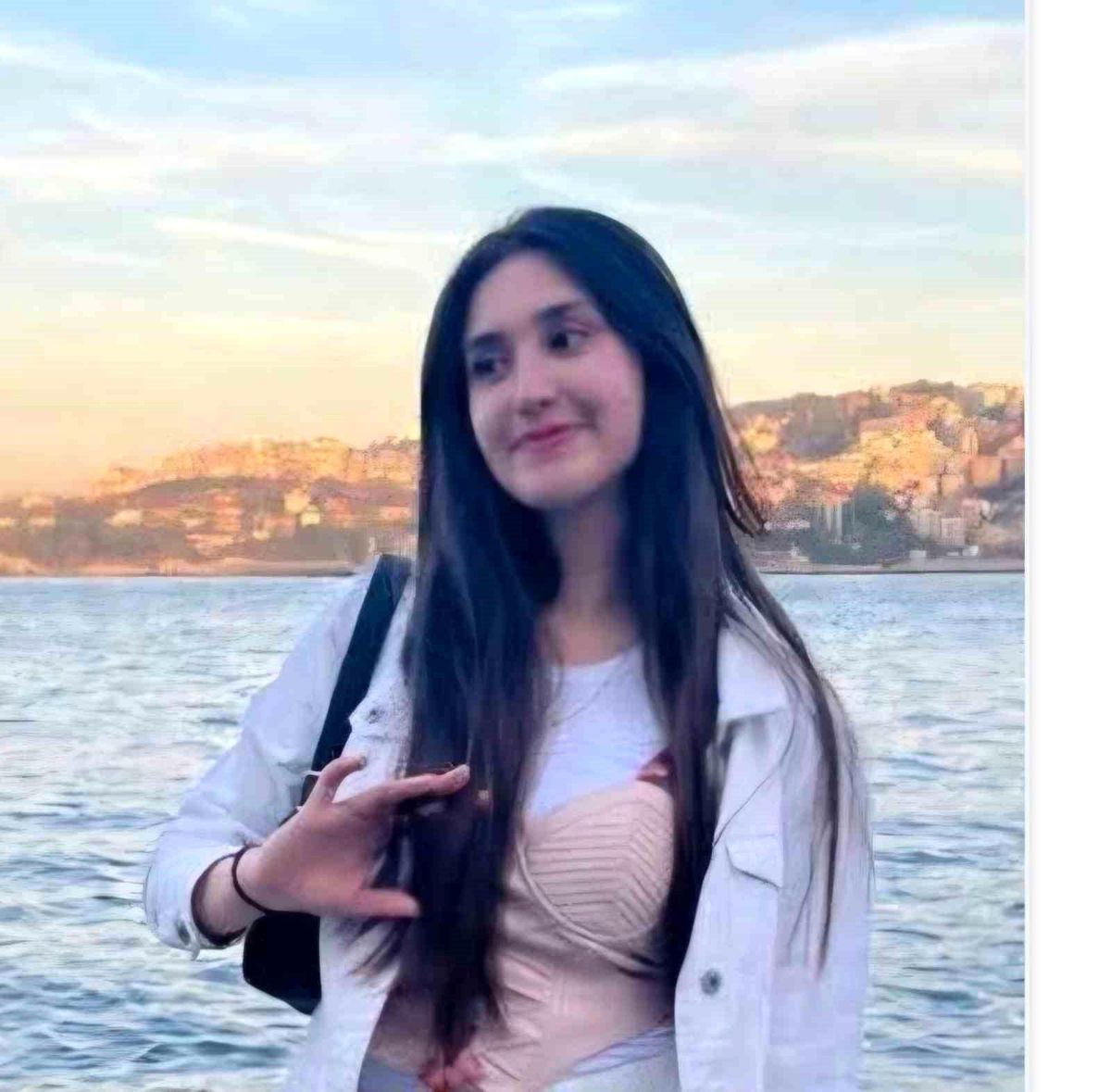 Zonguldak\'ta Kamyon Çarptı, Genç Kız Hayatını Kaybetti