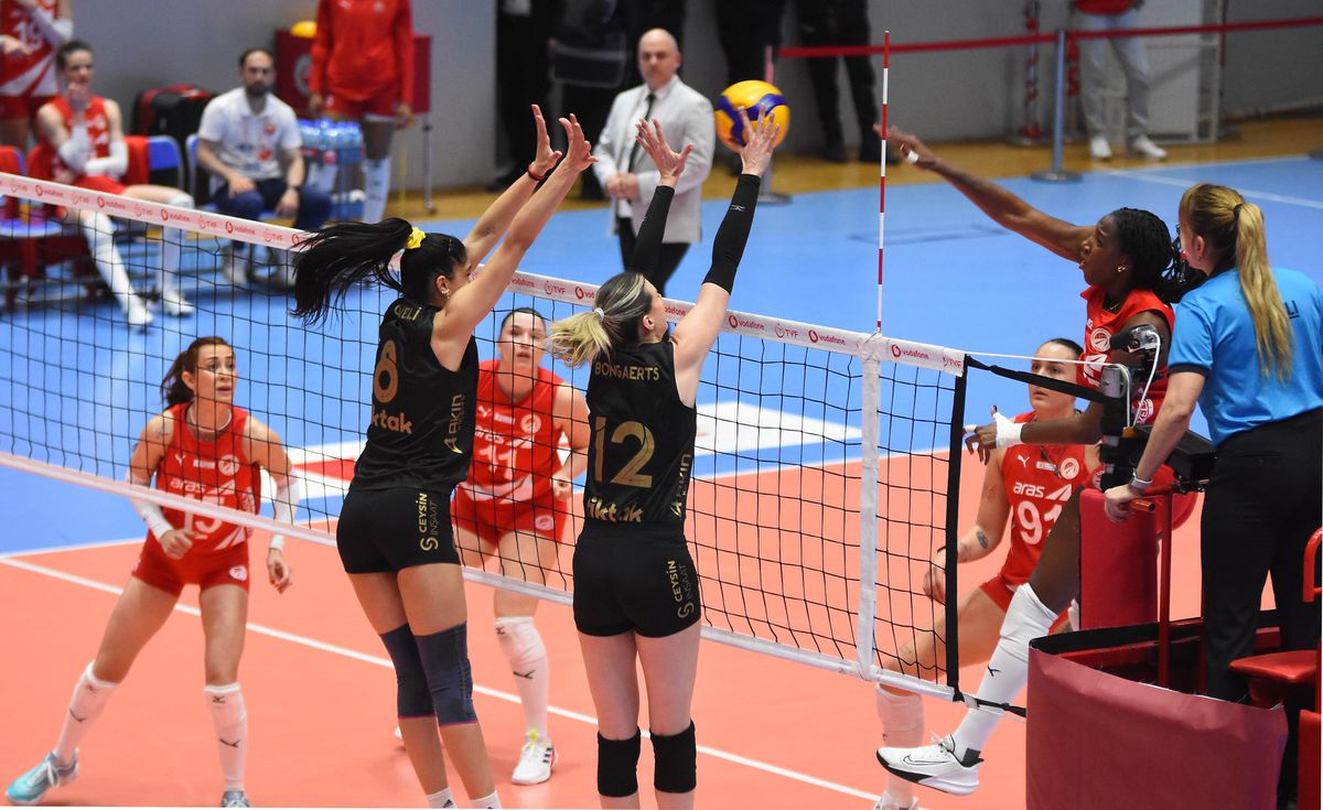 Galatasaray, Aras Kargo\'yu 3-1 Yenerek Seriyi Öne Geçti