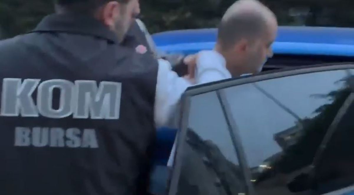 Eski Başhekim Gözaltında