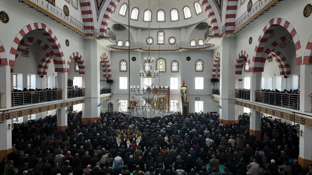 Kahramanmaraş\'taki Saldırı İçin Gıyabi Cenaze