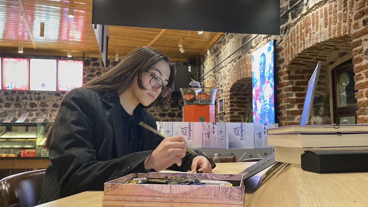 Kazaya Rağmen Yazdı: Fatmanur Öztürk\'ün Hikayesi