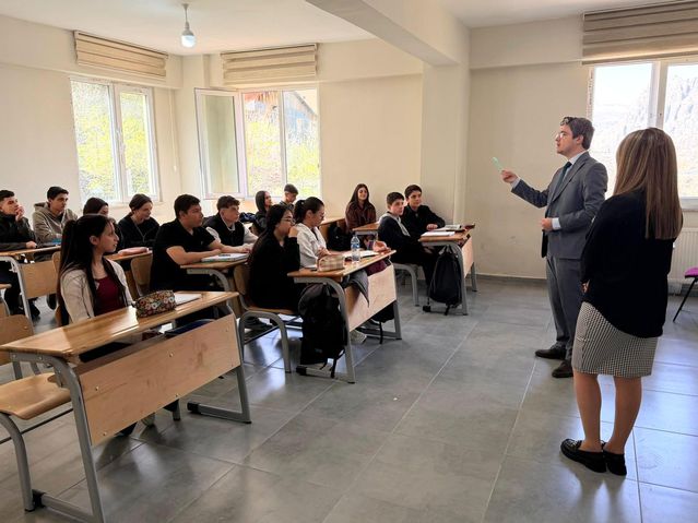 Kaymakam Arıkan Hacı Ali Akın Lisesi’ni Ziyaret Etti