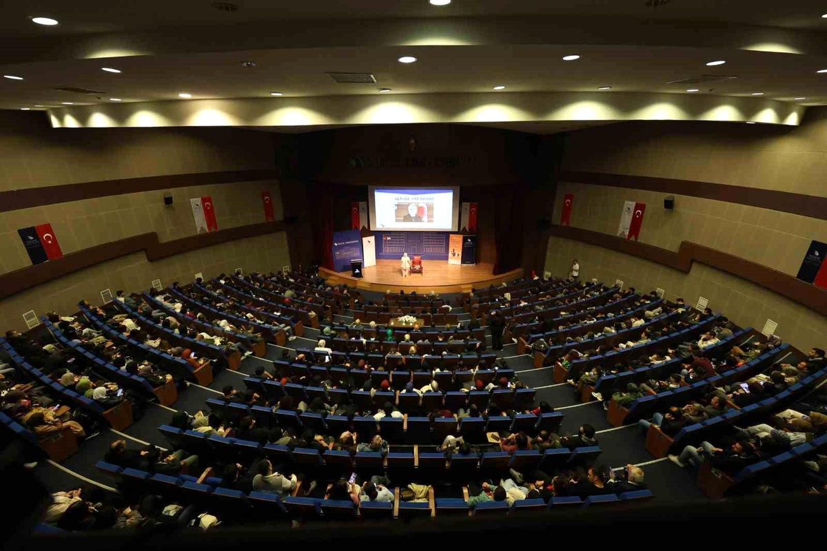 Düzce\'de \'Sen de Yaparsın!\' Söyleşisi Gerçekleşti