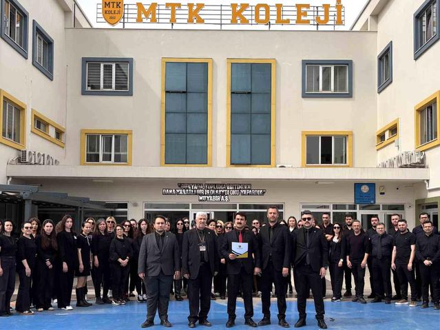 MTK Eğitmenlerinden Şiddete Karşı Protesto