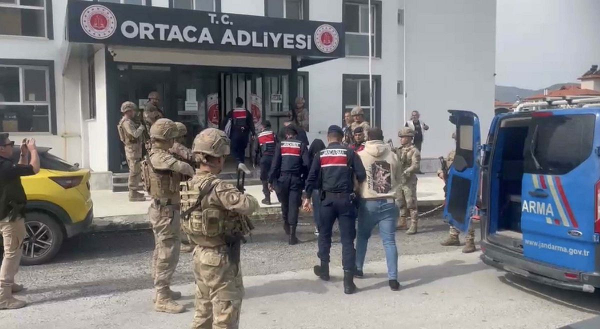 Muğla\'da Şiddet Videosu Paylaşan 3 Kişi Tutuklandı