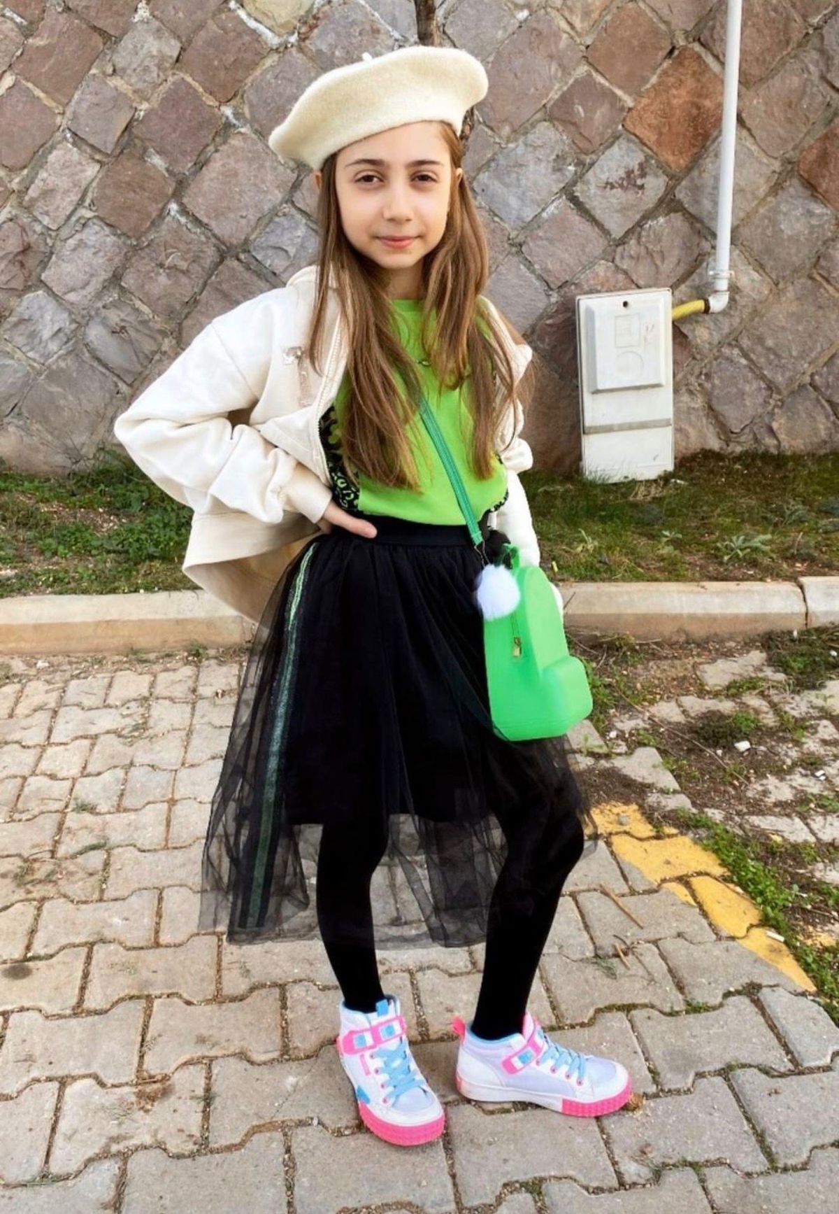 Saldırıda ağır yaralanan Almina\'nın babası: Tüm Türkiye’den dua bekliyoruz