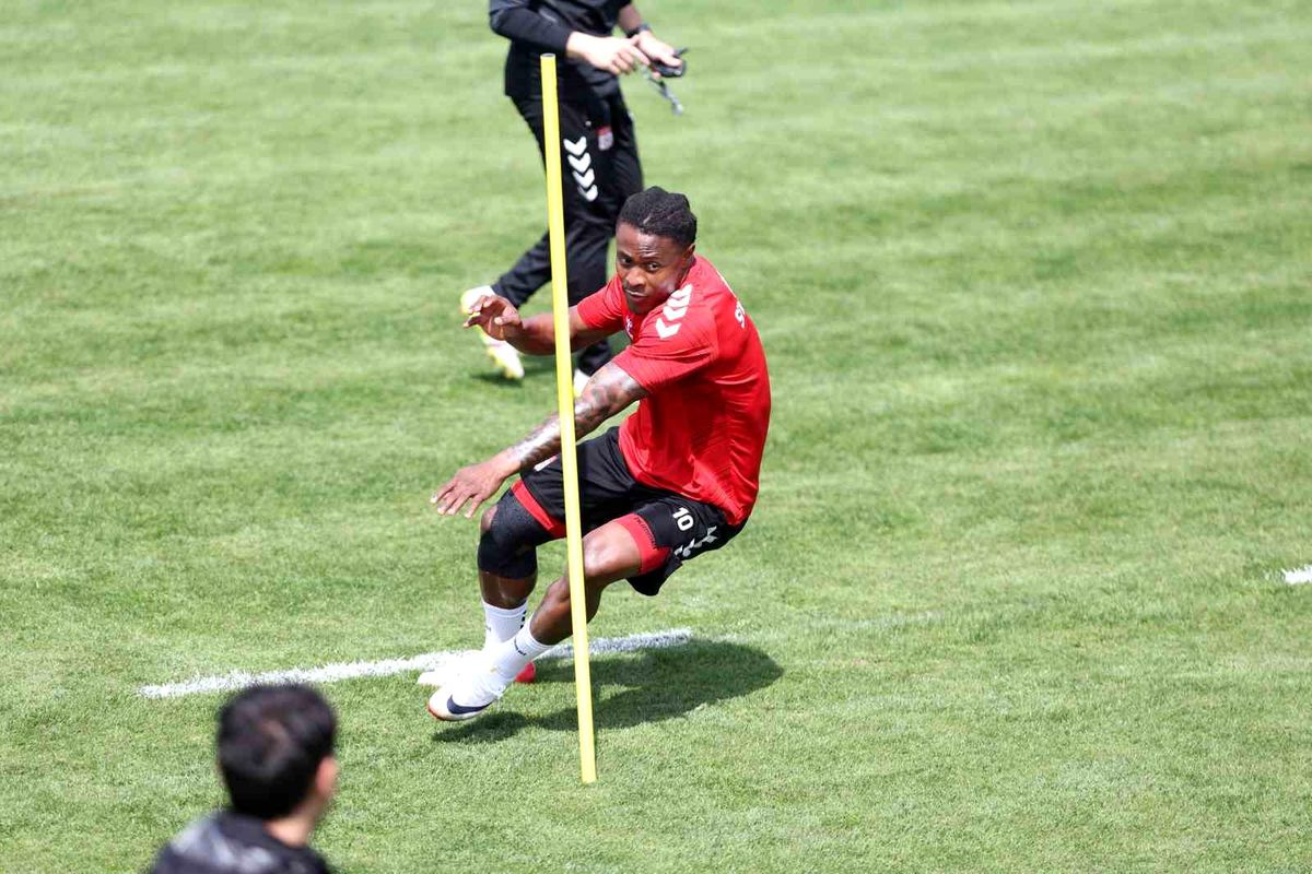 Sivasspor Çorum FK Maçına Hazırlanıyor