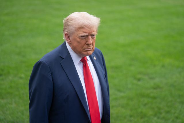 Trump: İsrail Lübnan’ı Bombalayamayacak