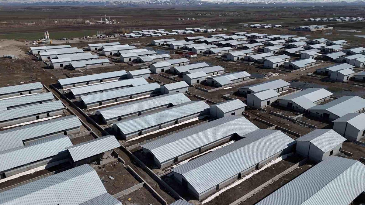 Ağrı\'da Modern Hayvancılık Tesisleri Açılıyor