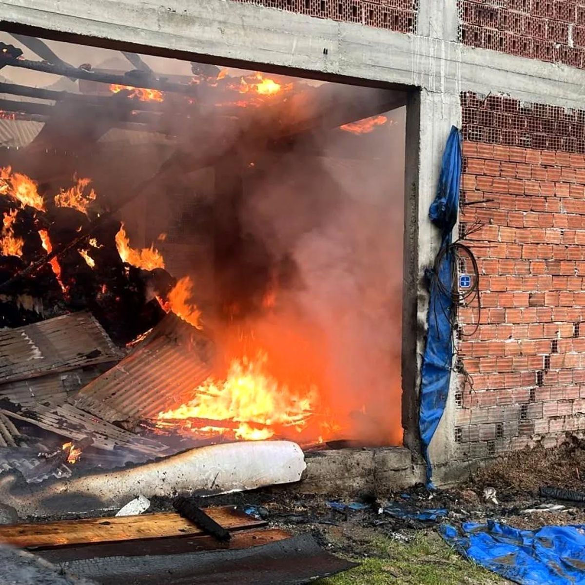 Kastamonu\'da Samanlık Yangını