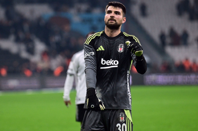  <a class='keyword-sd' href='/arda-turan/' title='Arda Turan'>Arda Turan</a>, Süper Lig devinin yıldız kalecisini <a class='keyword-sd' href='/shakhtar-donetsk/' title='Shakhtar Donetsk'>Shakhtar Donetsk</a>'e istiyor