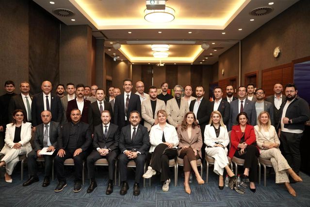 İzmir'de Azerbaycan ile Ekonomik İşbirliği Toplantısı