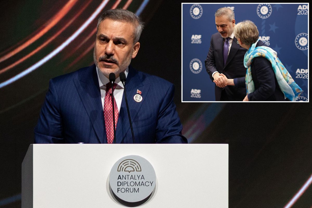 Bakan Fidan\'dan Antalya Diplomasi Forumu\'nda önemli mesajlar! İngiliz mevkidaşıyla da görüştü