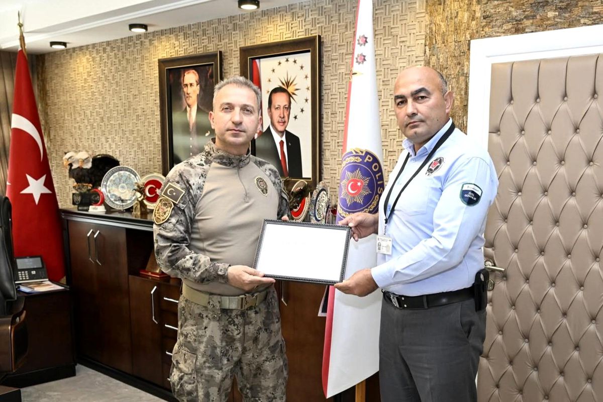 Güvenlik Görevlisi Dolandırıcılığı Önledi