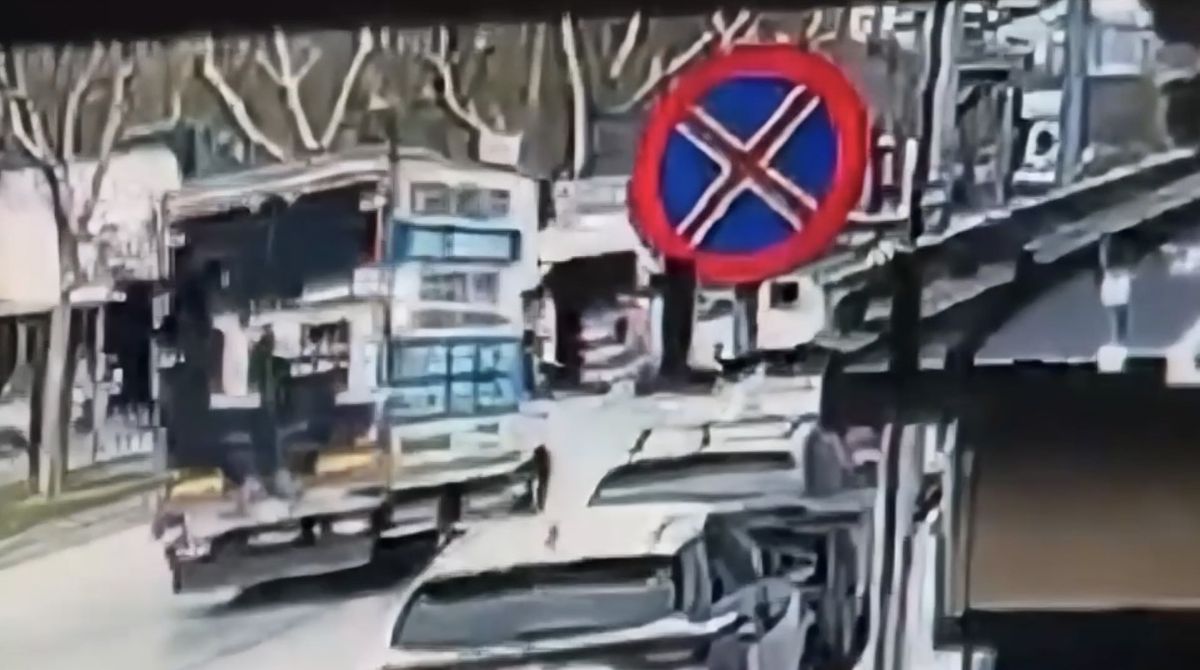 Beyoğlu\'nda Dolmuş Kazası: 5 Yaralı