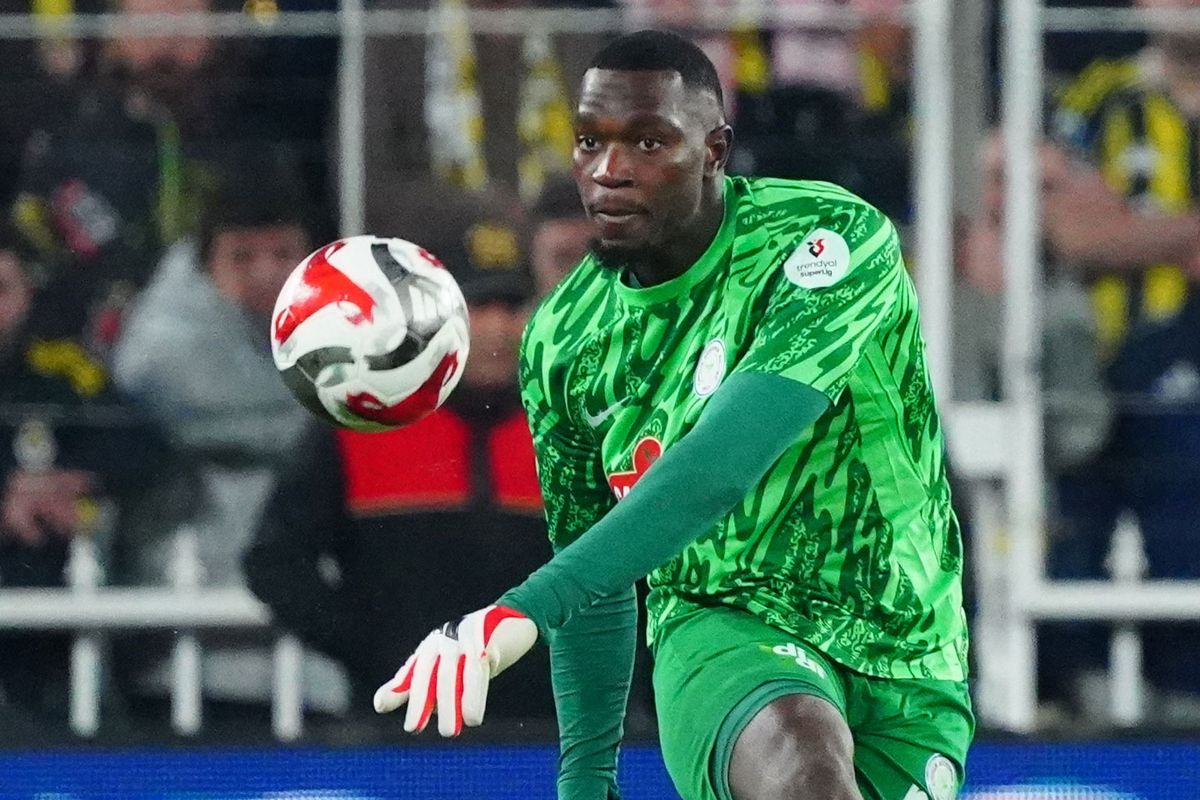 &Ccedil;aykur Rizesporlu kaleci Fofana'dan tarihi asist