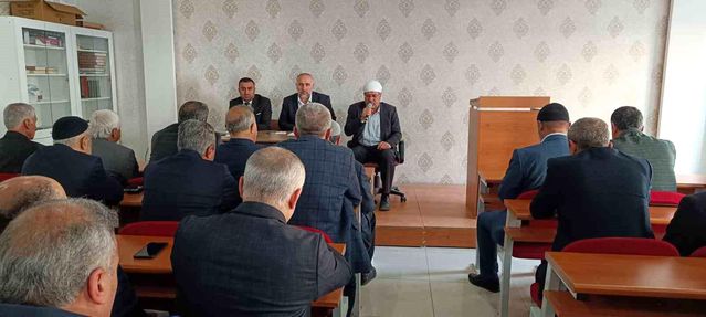 Cizre’de İntiharın Dini Sorumlulukları Konuşuldu