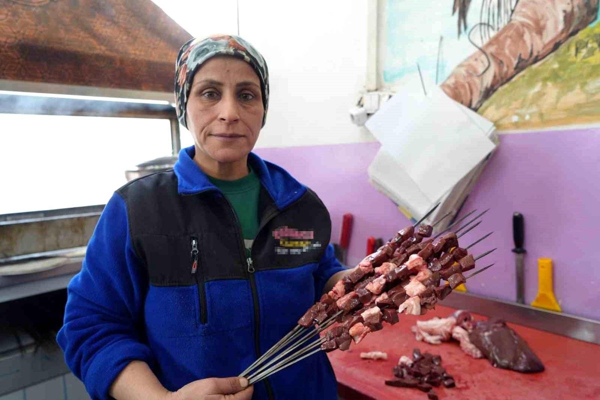 Yelda Güler: Gaziantep\'in Tek Kadın Ciğer Ustası