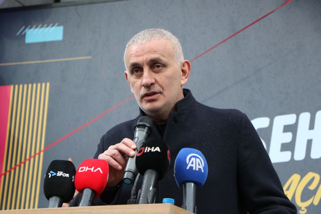 Sinop’ta Yeni Şehir Stadyumu Açıldı