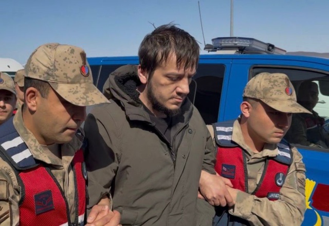 Firari şüphelinin ağabeyiyle yapılan görüşme dosyada! Cinayeti itiraf eden biri var