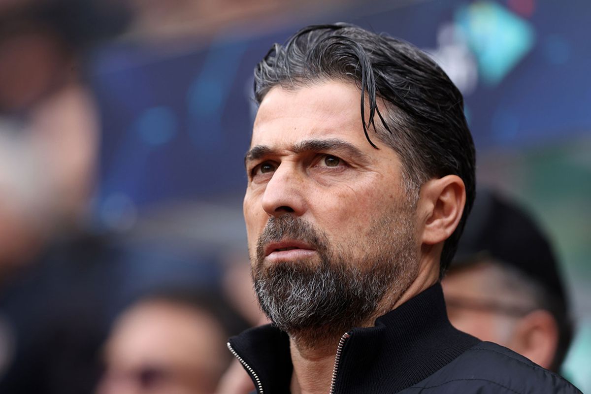 İlhan Palut: Fenerbah&ccedil;e ma&ccedil;ını kazanmak i&ccedil;in var g&uuml;c&uuml;m&uuml;zle &ccedil;alışacağız