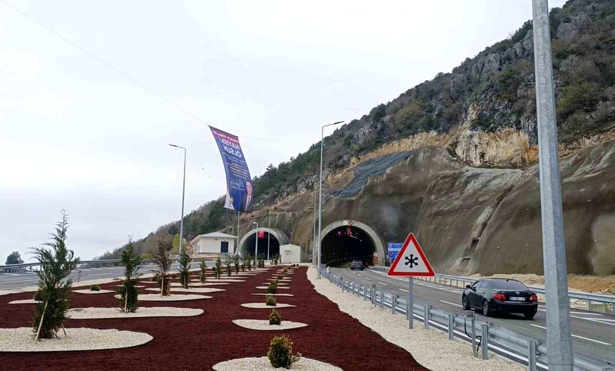 Çorum\'da Kırkdilim Tünelleri Trafiğe Açıldı