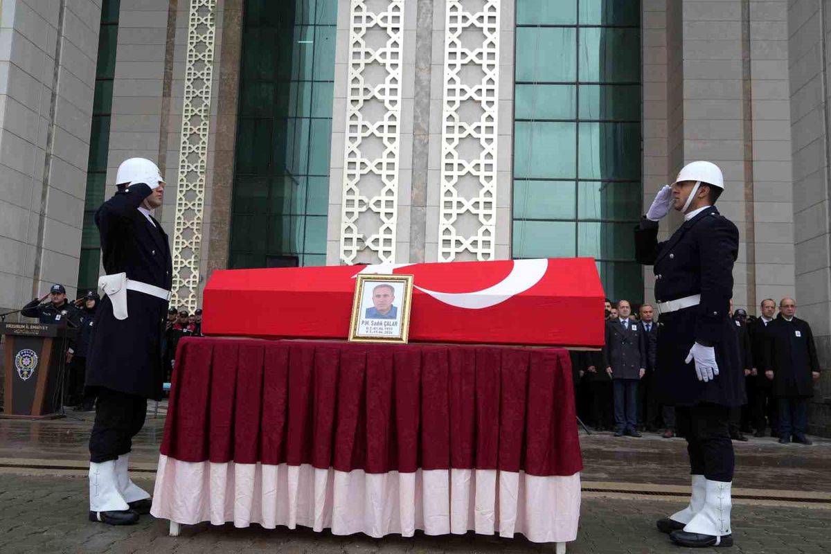 Vefat Eden Polis Memuru Uğurlandı