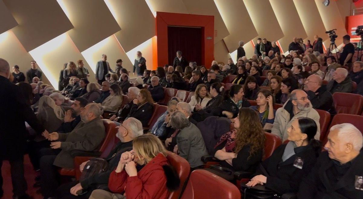 Feyha Çelenk\'e Veda Töreni