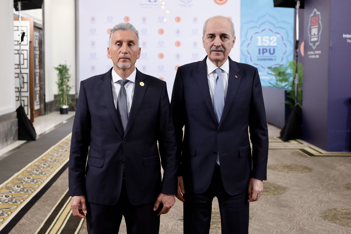 Kurtulmuş ve Ademoviç İstanbul\'da Görüştü