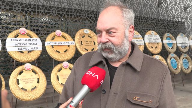 Tiyatrocu Feyha Çelenk Son Yolculuğuna Uğurlandı